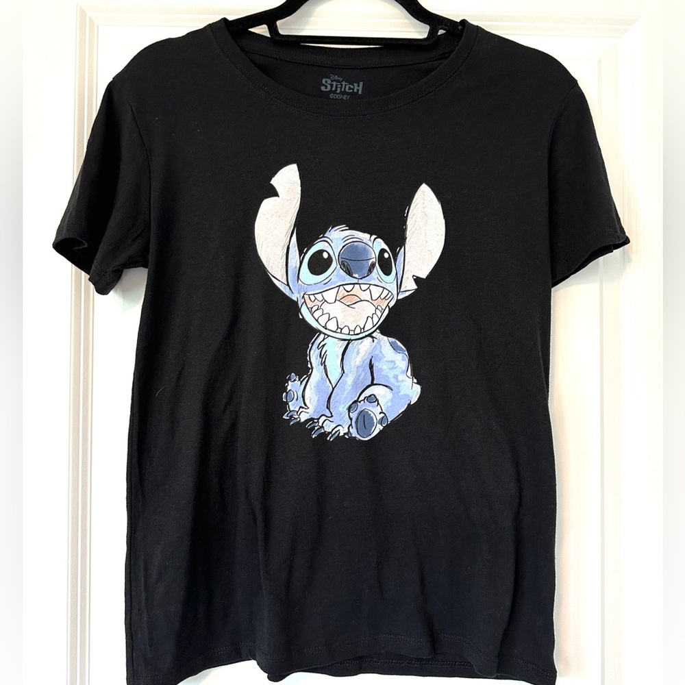 NWT Disney Stitch Shirt Black Size Medium NWT